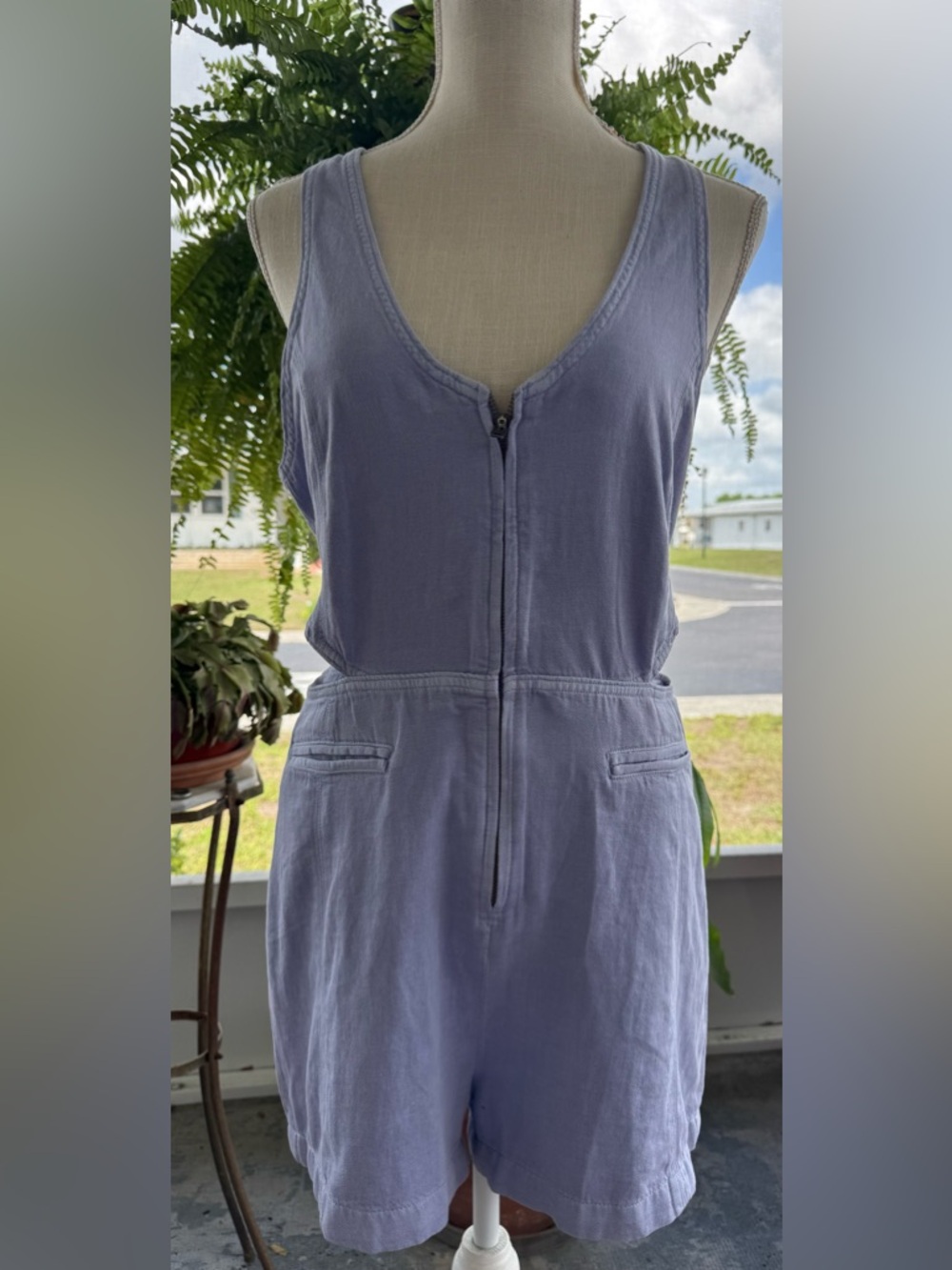 Levi’s RYDON CUTOUT ROMPER - Picture 3 of 12